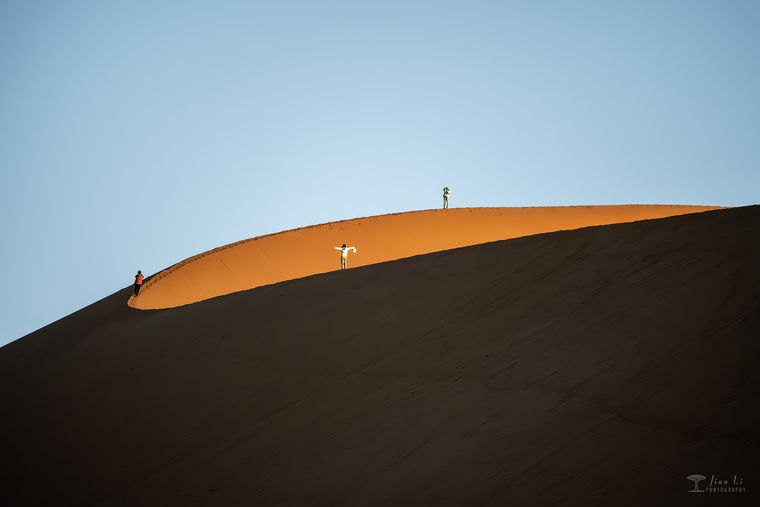 绝世红沙 / The Peerless Red Desert