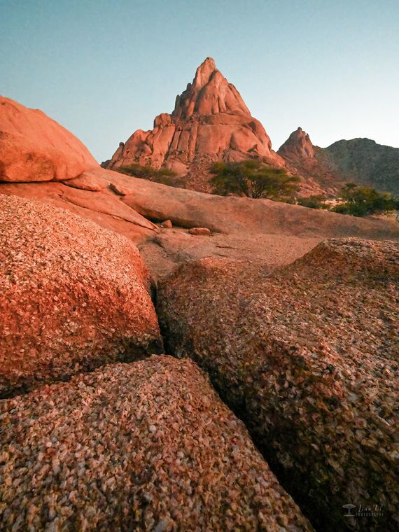 绝世红沙 / The Peerless Red Desert